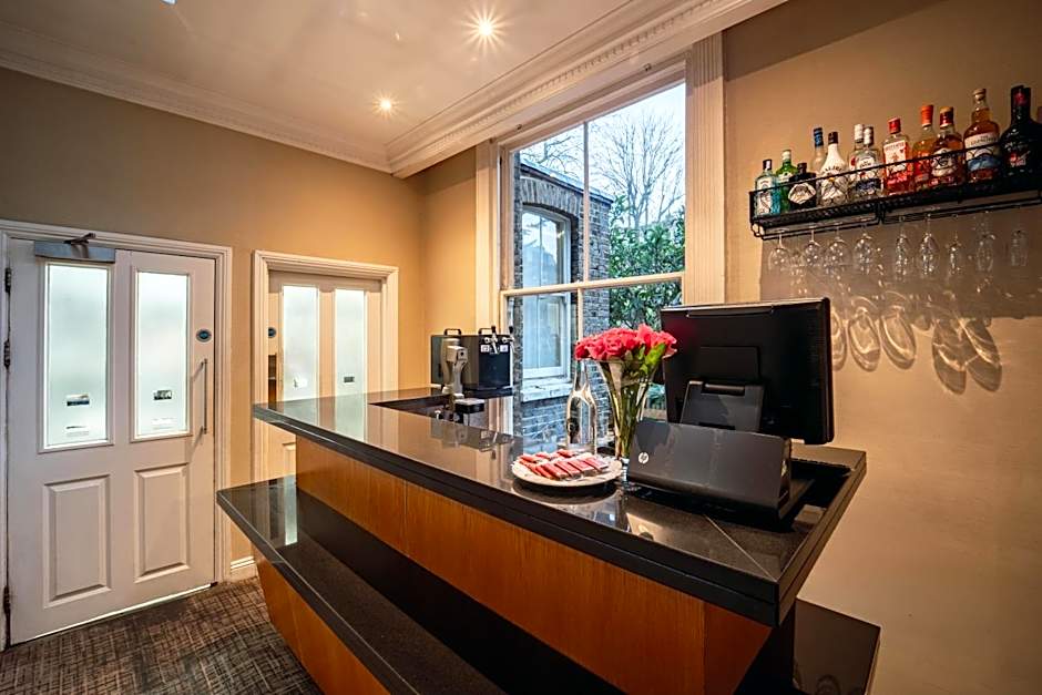 Grange Beauchamp Hotel