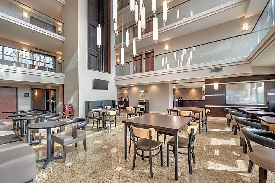 Drury Inn & Suites Champaign