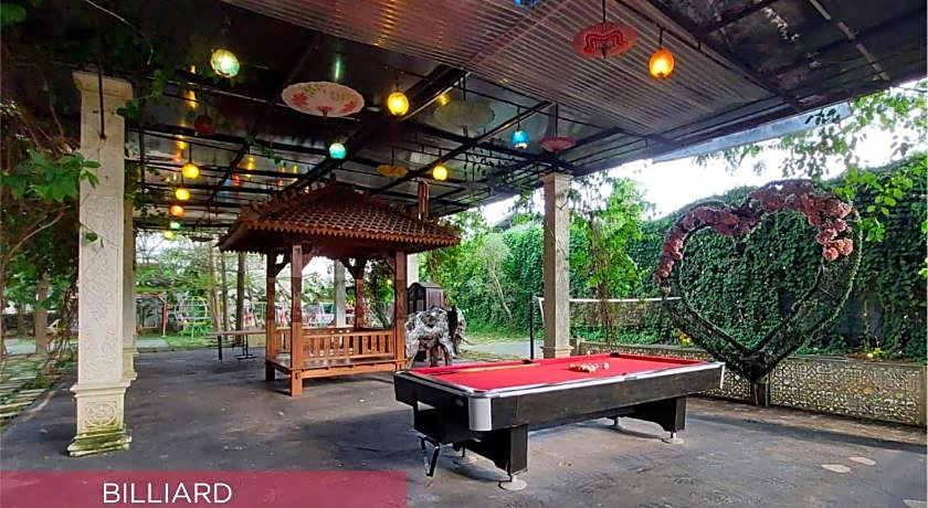 Ramada Suites By Wyndham Solo