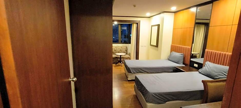 Omni Tower Nana Bangkok - Serviced Apartment on Sukhumvit Soi 4