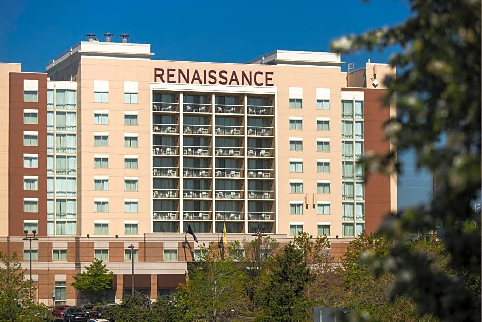 Renaissance by Marriott Meadowlands Hotel