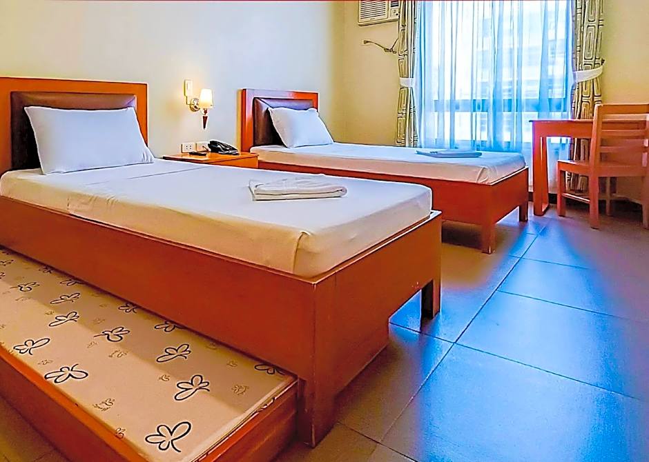 [ACTIVE] Fuente Oro Business Suites