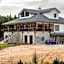 Bienvenue Mon Ami Bed and Breakfast