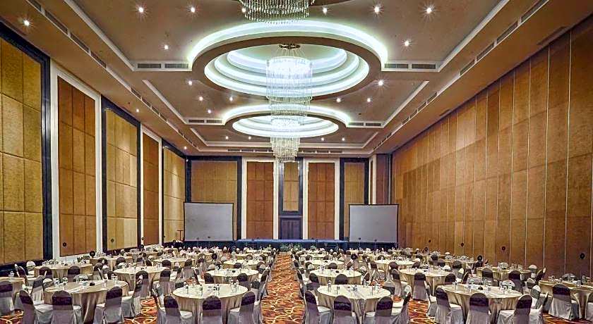 Grand Mercure Solo Baru