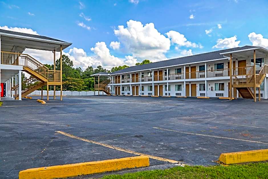 Economy Inn By OYO Ashburn