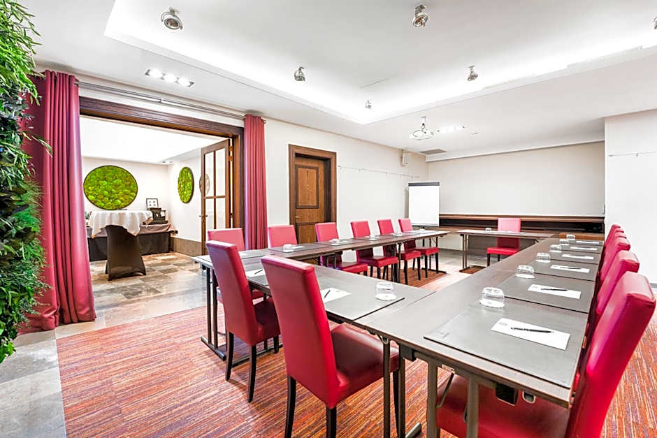 Marivaux Hotel