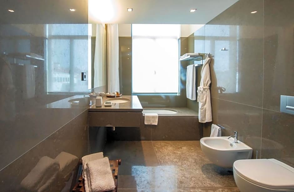 The Editory Artist Baixa Porto Hotel