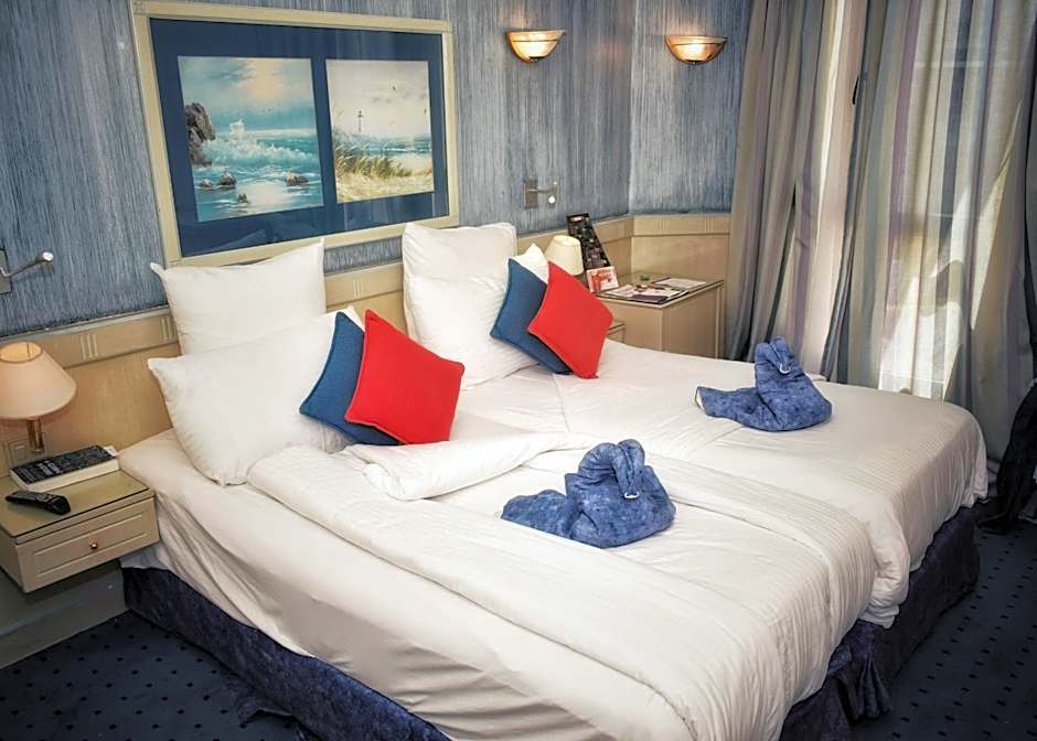 Romance Alexandria Hotel