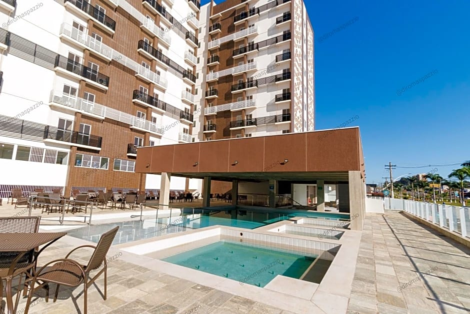 Spazzio diRoma com entrada ao Acquapark Gratuito, Apartamento 840 vista para a Piscina