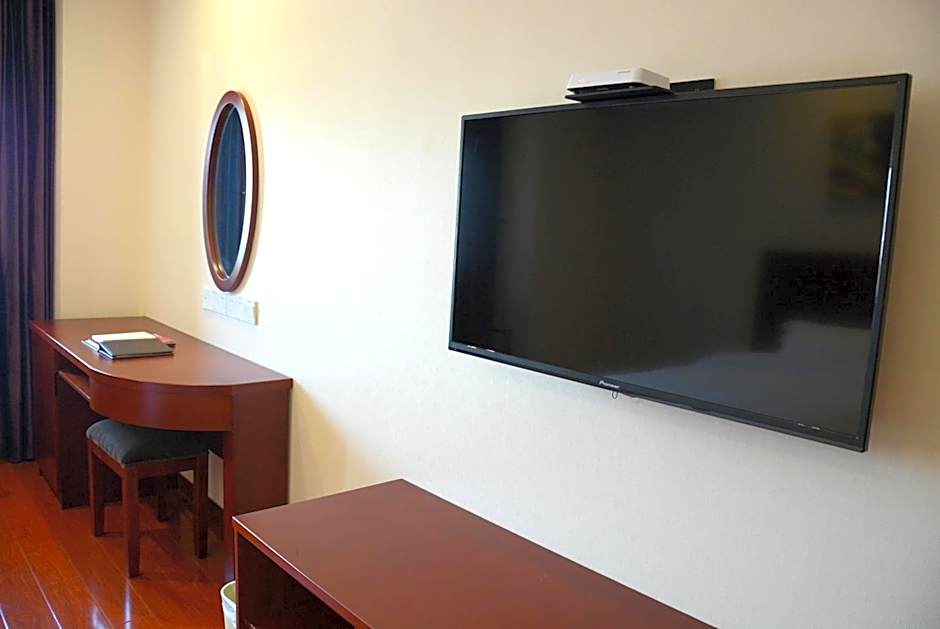 GreenTree Inn JiangSu WuXi YiXing East LongTan Road DongJiu Business Hotel