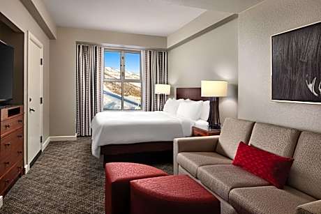 Room 1 King Bed with Sofa bed Non Smoking (1 King Bed and 1 Double Sofa Bed)