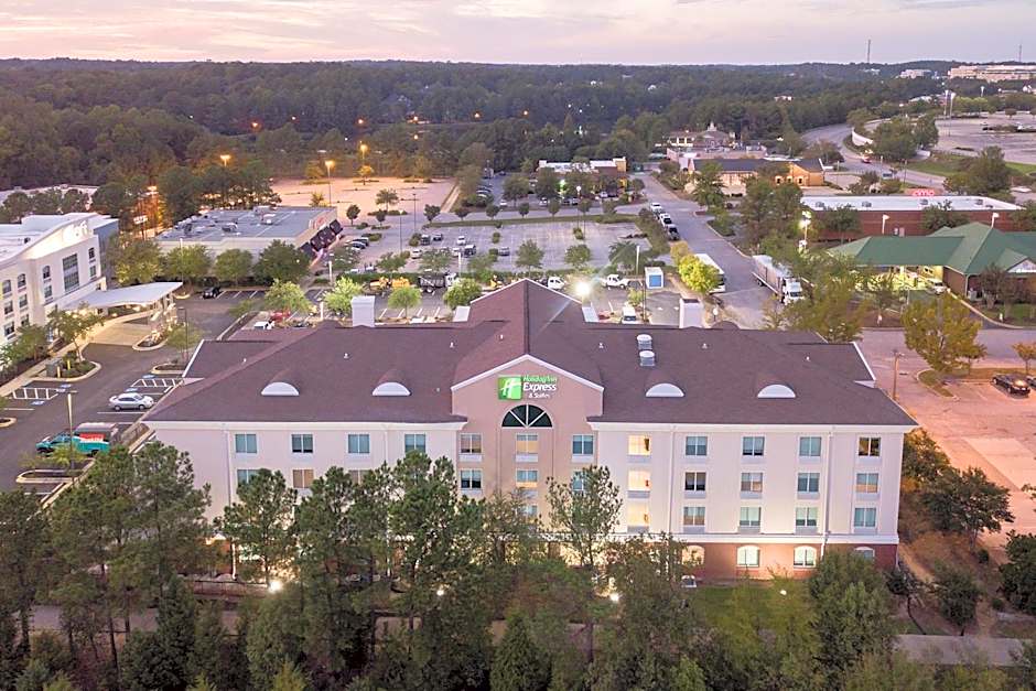 Holiday Inn Express Hotel & Suites Columbia I-26 @ Harbison Blvd By IHG