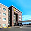 La Quinta Inn & Suites by Wyndham Pittsburg