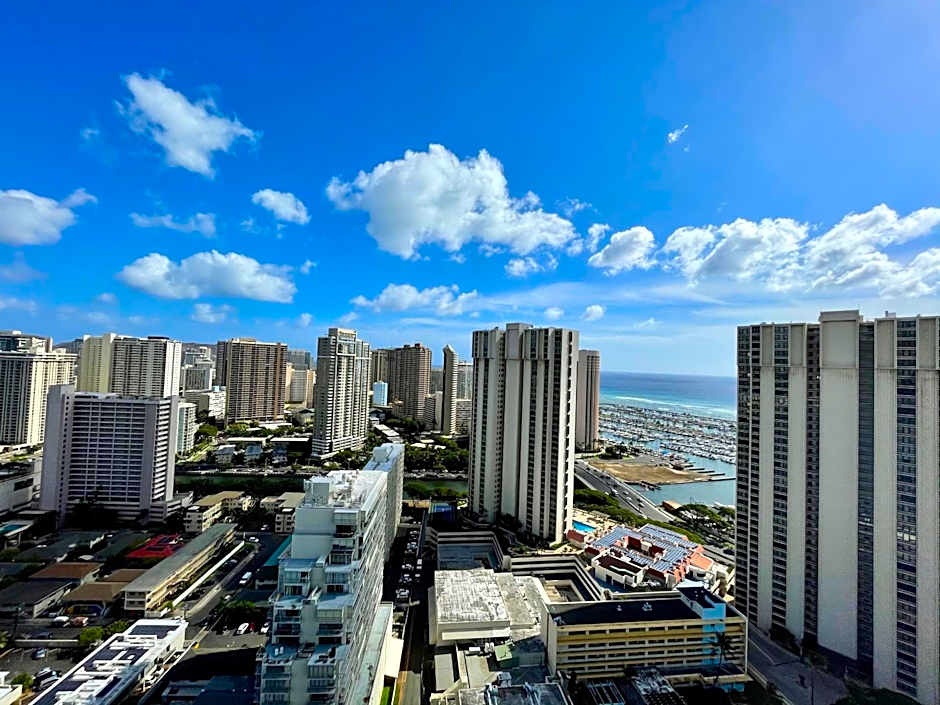 Ala Moana Hotel 31st floor