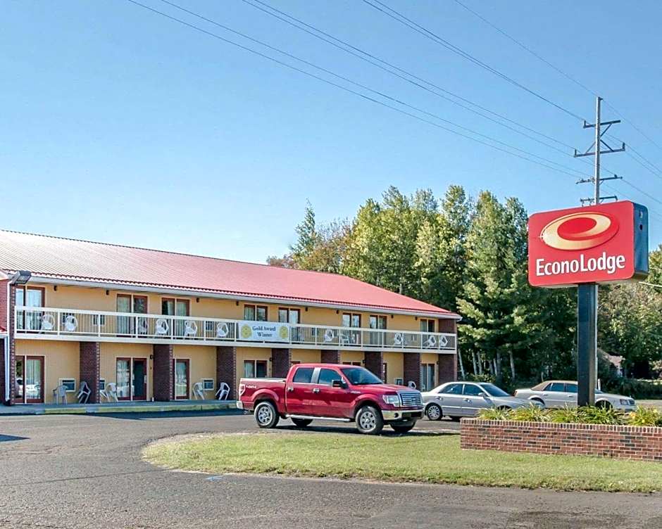 Econo Lodge Cadillac