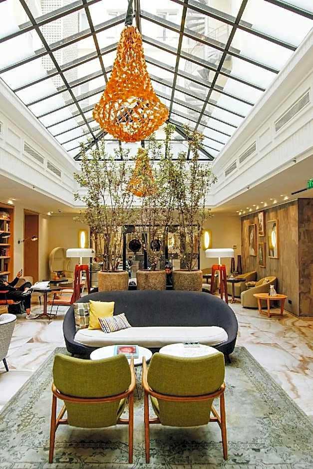 Renaissance by Marriott Paris Vendome Hotel