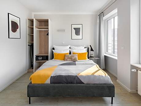 Numa Frankfurt Blau
