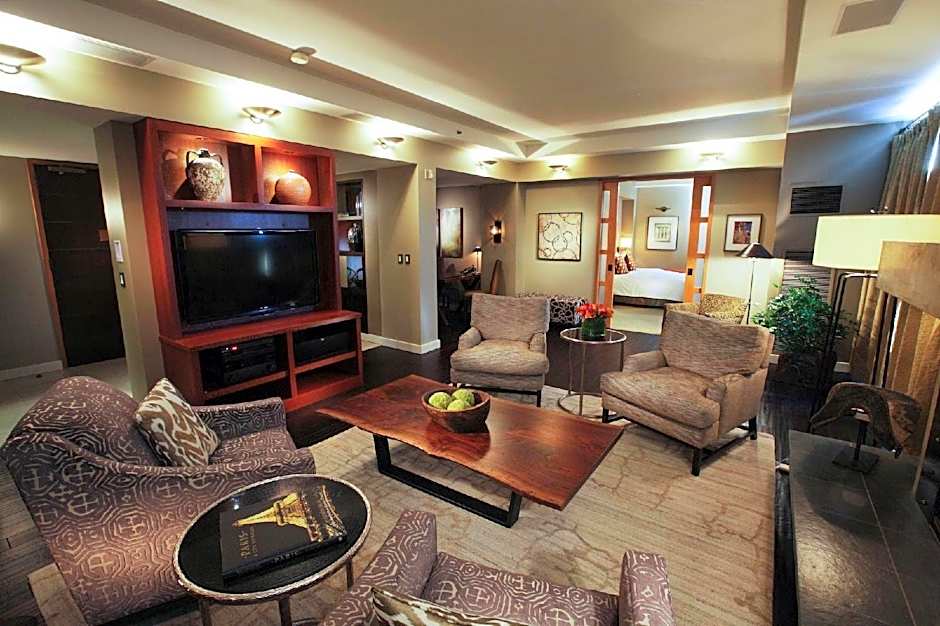 Bellevue Club Hotel