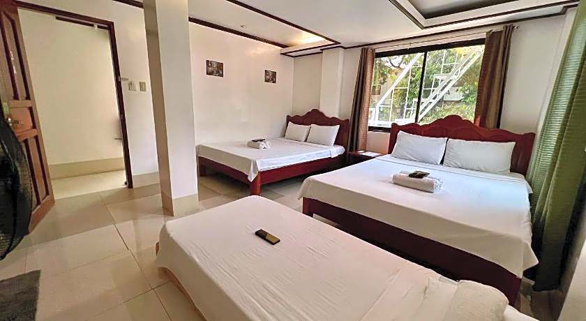 Alocasia Inn El Nido