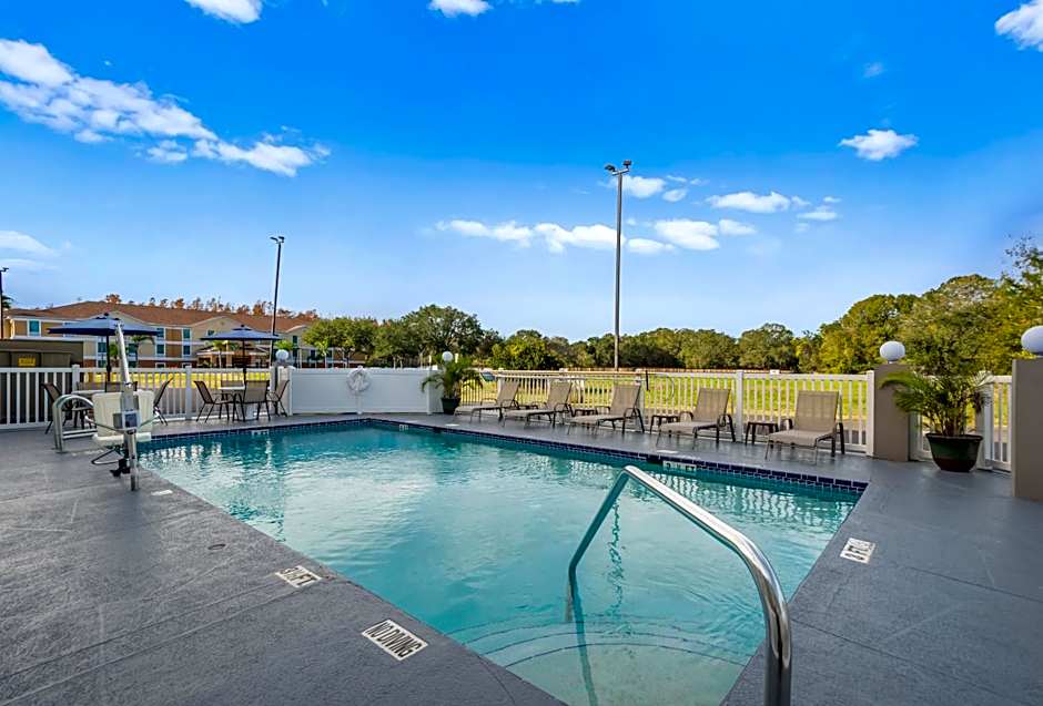 Spot X Hotel Wesley Chapel - Tampa Area