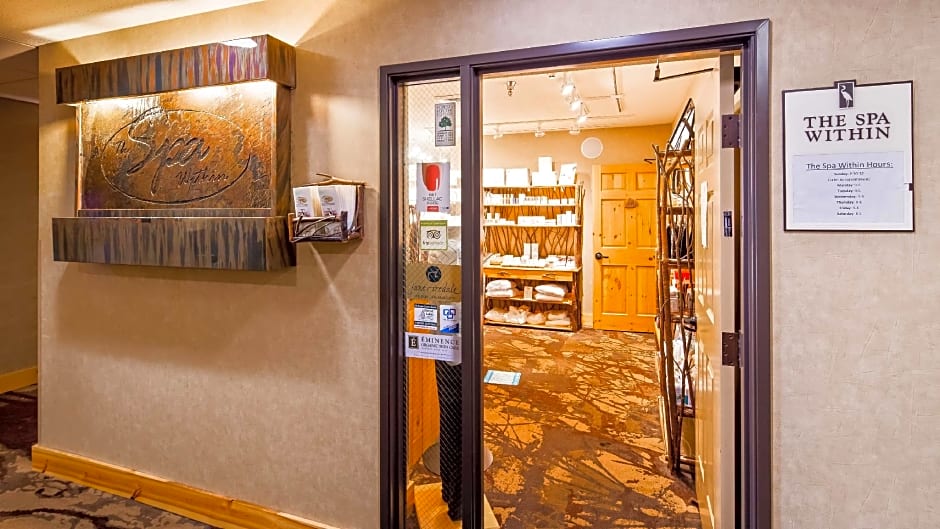 Best Western Premier The Lodge On Lake Detroit