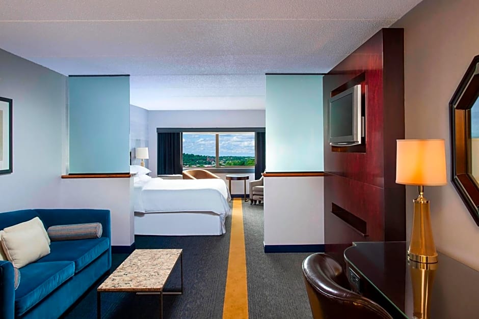 Sheraton Syracuse University Hotel & Conference Ce – Syracuse, NY