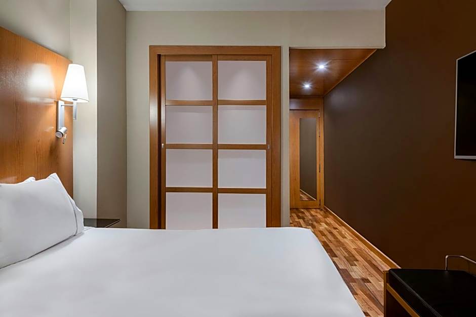 AC Hotel by Marriott Leon San Antonio