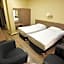 Yerevan Deluxe Hotel