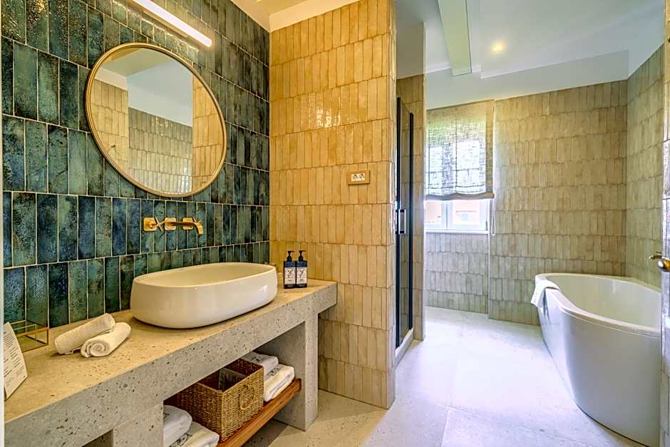 Hotel Brattia, Adults Only
