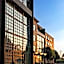 The Loom Hotel, Tapestry Collection By Hilton