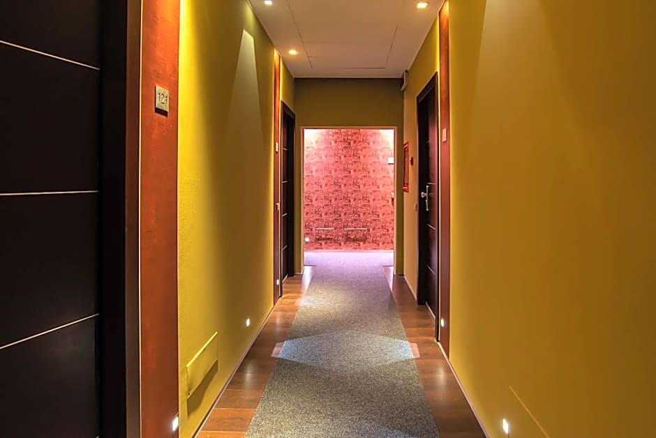 Catone District Hotel