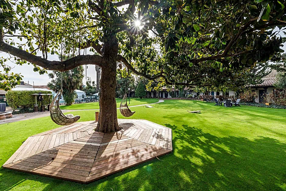 Inn Marin and Suites, an Ascend Collection Hotel