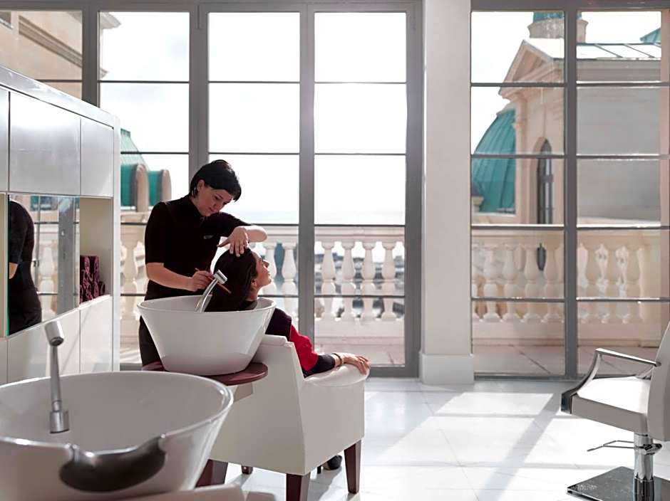 Four Seasons Hotel Baku