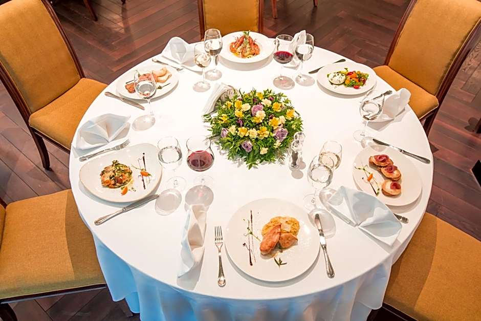 Crystal Palace Boutique Hotel