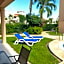Cozy Place/WiFi/Beach 10 min Walk/Private Pool