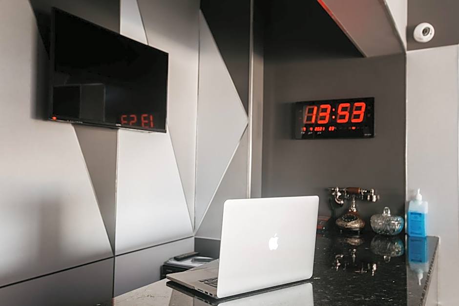 Pyramids Planet Hotel