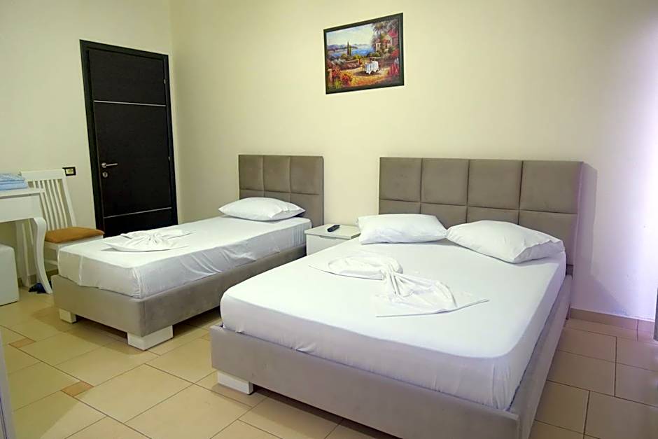 Hotel Rixhi