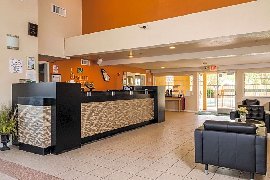 Quality Inn & Suites Lathrop