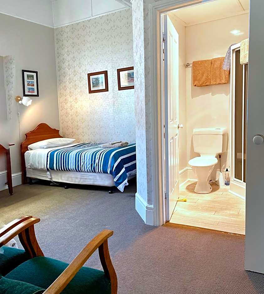 Strahan Wilderness Lodge