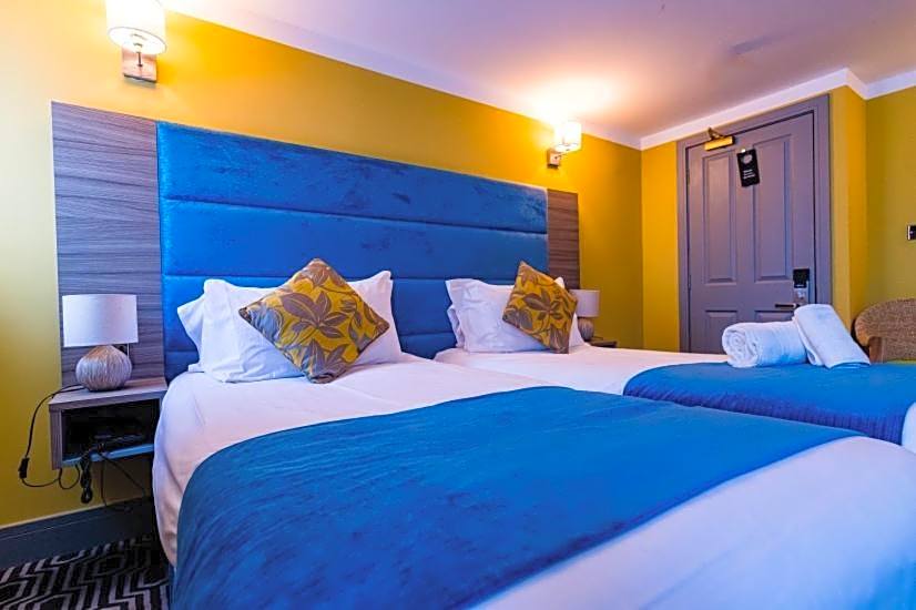 Stonecross Manor Hotel