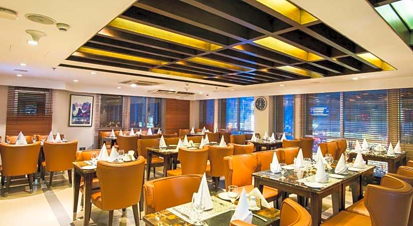 Platinum Grand Hotel