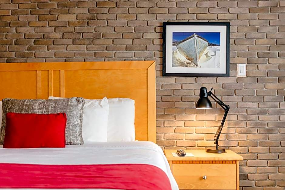 Photo 1 of 8 of 1 King Bed Suite, Ocean View