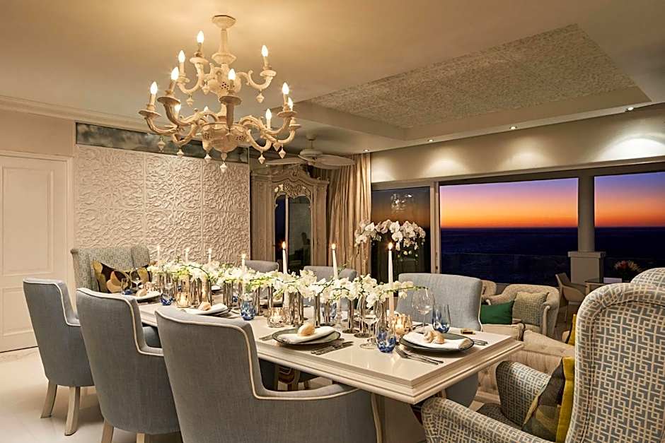 Twelve Apostles Hotel & Spa