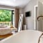 Charlesworth Lodges