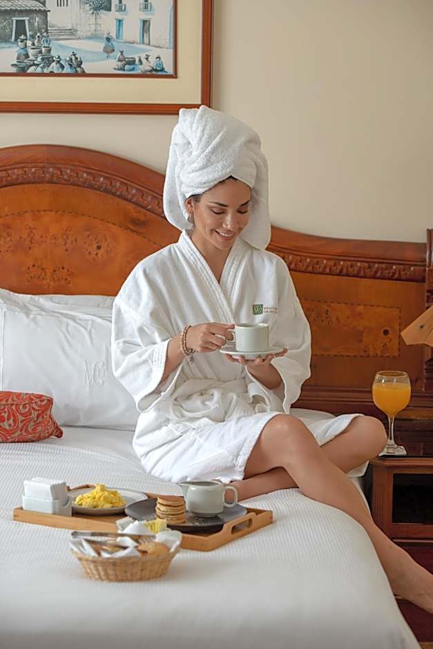 Miraflores Colon Hotel