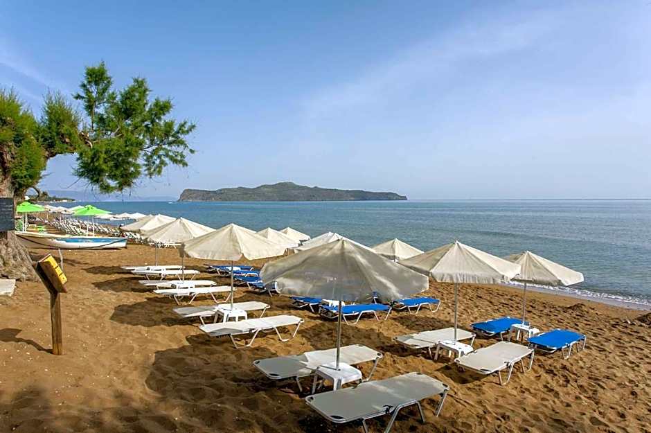 Vetoulas Suites n Studios in Stalos beach