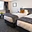 Bay Plaza Hotel