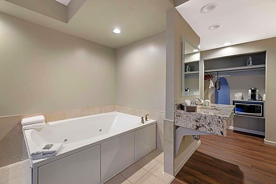 Best Western On The Avenue