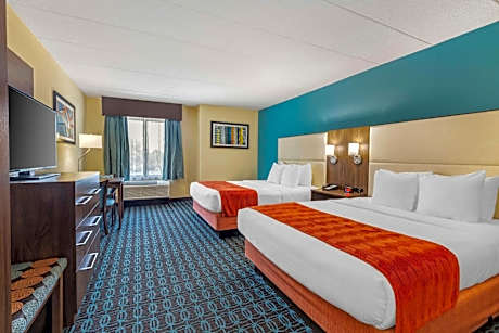 Queen Room with Two Queen Beds and Roll In Shower - Disability Access