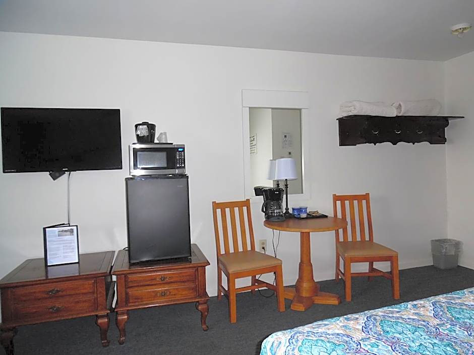 Wachapreague Inn - Motel Rooms